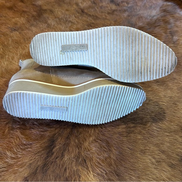 Antonio Melani Brexton Suede Wedge Booties Size 9 - Picture 5 of 8